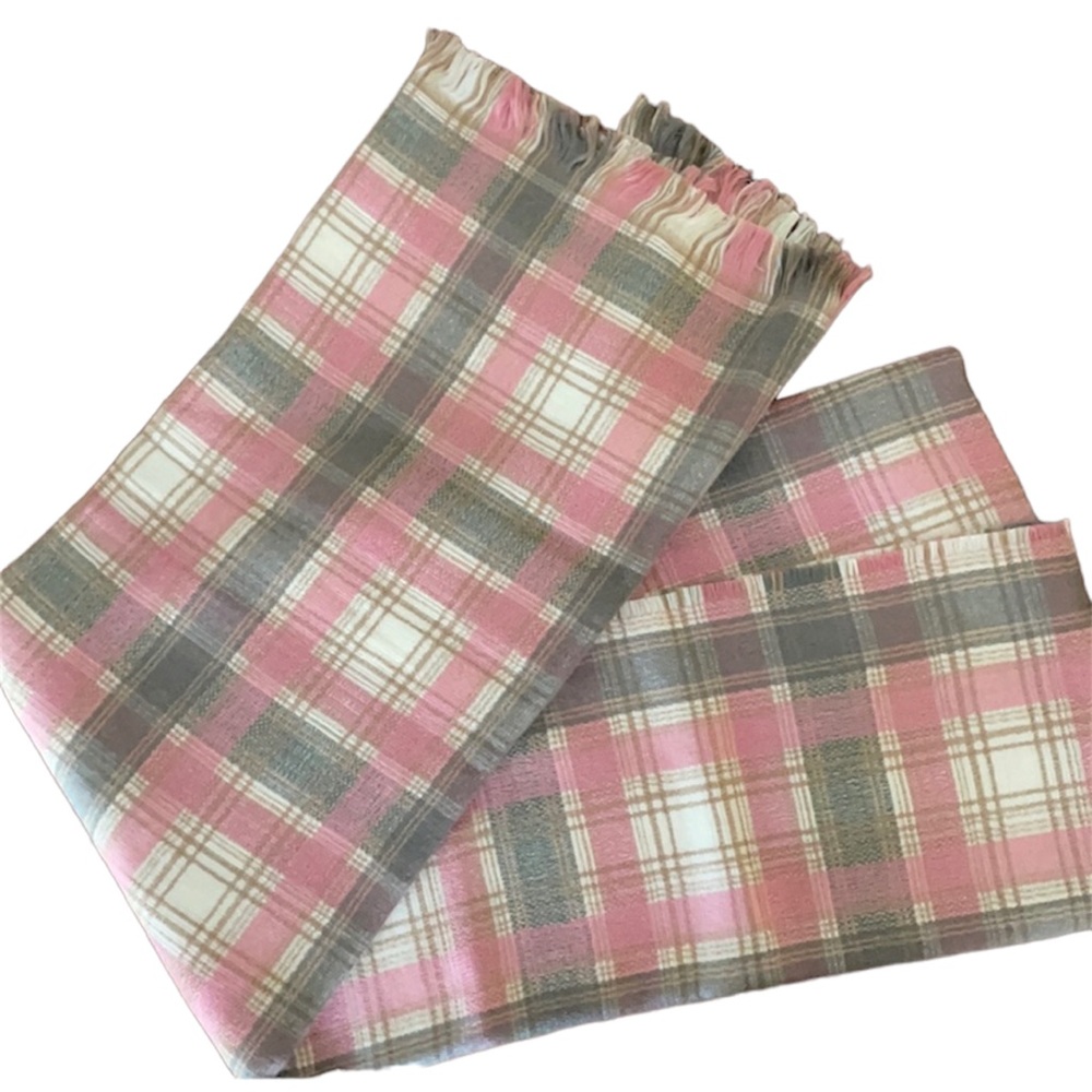 New LOFT Pink Gray Cream Plaid Fringe Blanket Scarf/Wrap
